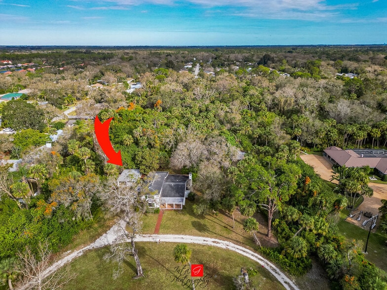 5240 20th St, Vero Beach, FL à vendre - Photo du bâtiment - Image 3 de 31