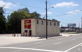 More details for 1411 E Busch Blvd, Tampa, FL - Retail for Sale