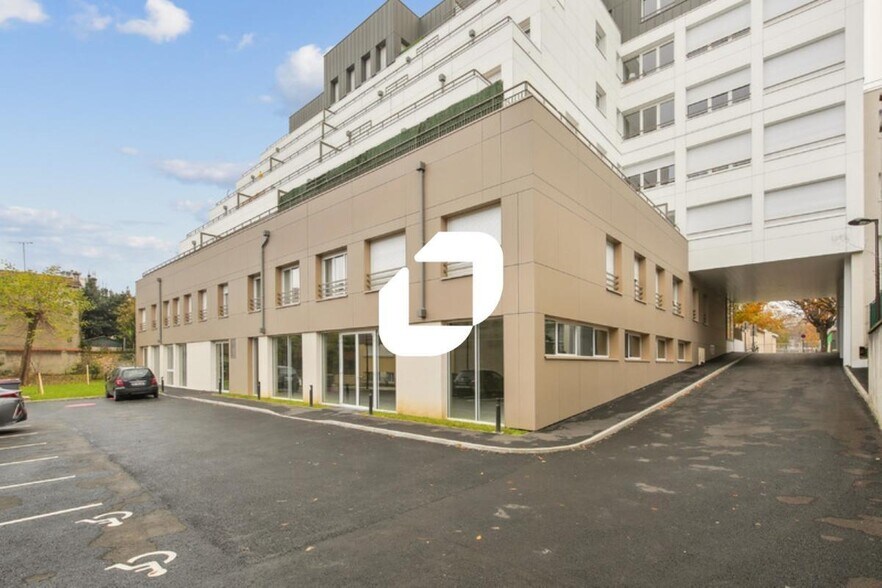39 Rue Jean Le Galleu, Ivry-sur-Seine à vendre - Photo du bâtiment - Image 2 de 13