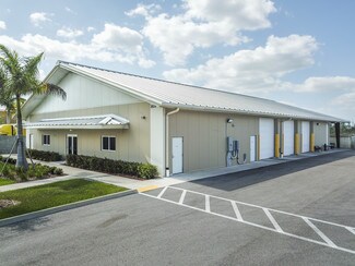 Plus de détails pour 3519 Plover Ave, Naples, FL - Industriel à louer