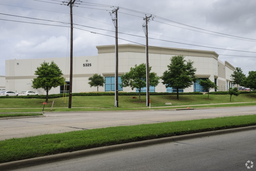 5325 FAA Blvd, Irving, TX for lease - Building Photo - Image 3 of 5