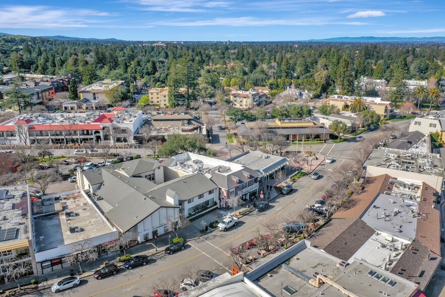 134-138 Main St, Los Altos, CA for lease - Aerial - Image 2 of 10