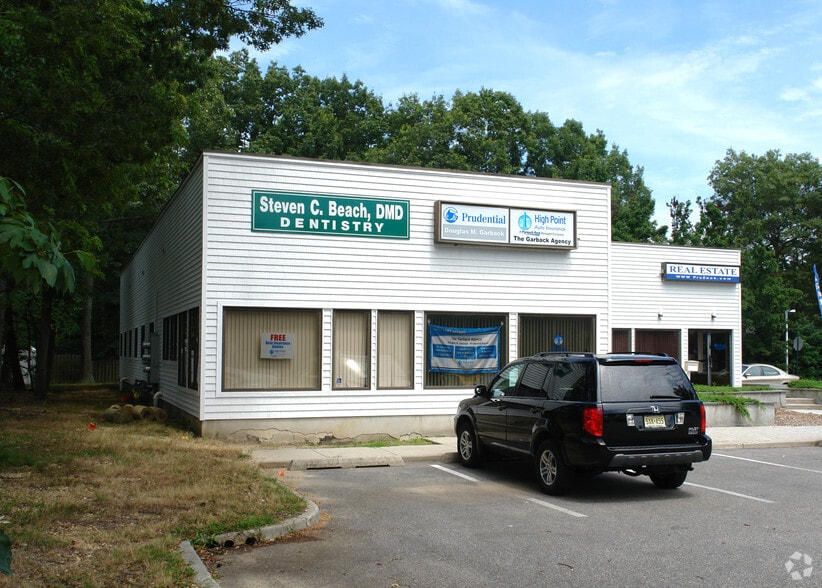640 Lacey Rd, Forked River, NJ à louer - Photo du bâtiment - Image 2 de 13