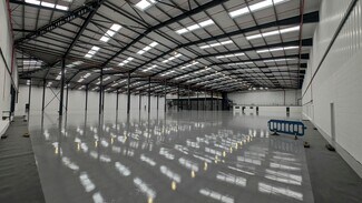 Plus de détails pour Oriana Way, Nursling - Industriel à louer