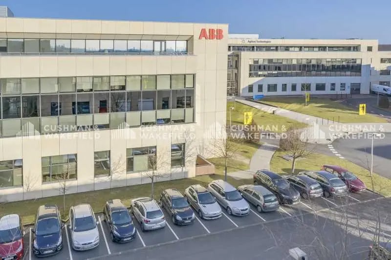 3 avenue du Canada, Les Ulis for lease - Building Photo - Image 2 of 11