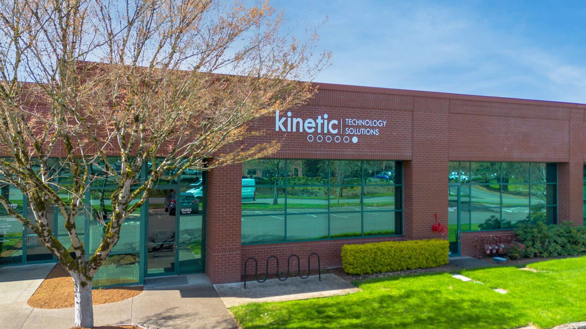 15495 SW Sequoia Pky, Portland, OR à louer Photo du bâtiment- Image 1 de 6