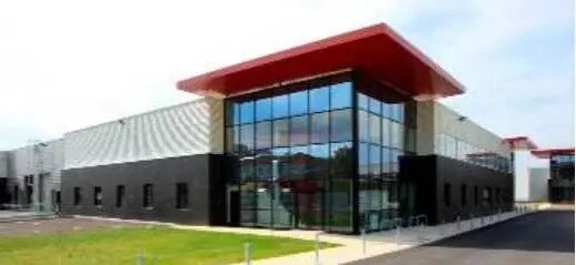 Bureau dans La Courneuve à louer - Photo du bâtiment - Image 1 de 1