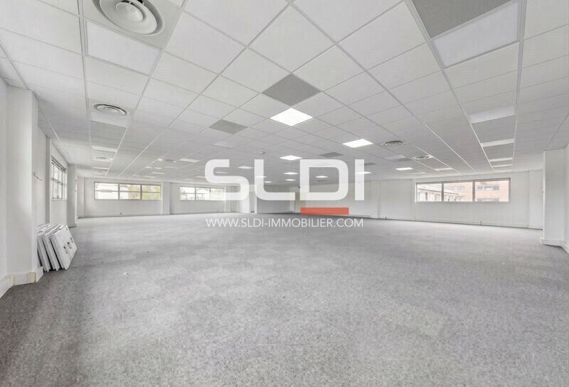 Office in OULLINS-PIERRE-BÉNITE for sale - Interior Photo - Image 2 of 7