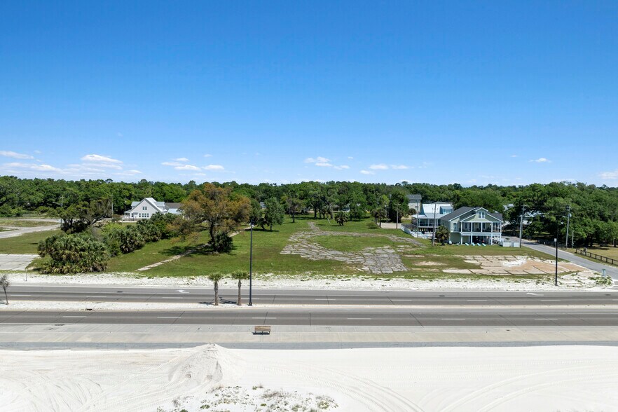 830 E Beach Blvd, Gulfport, MS à vendre - Photo du bâtiment - Image 3 de 25