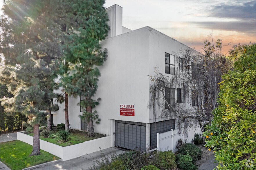 1527 Veteran Ave, Los Angeles, CA à vendre - Photo du bâtiment - Image 3 de 34