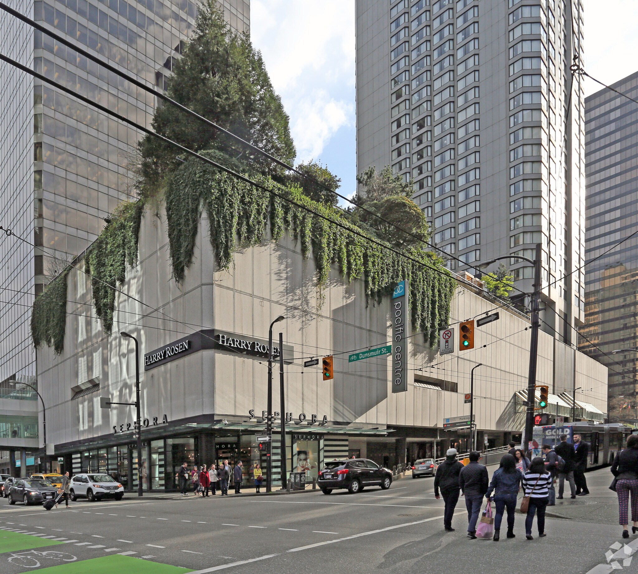 701 Georgia St W, Vancouver, BC for sale Primary Photo- Image 1 of 1