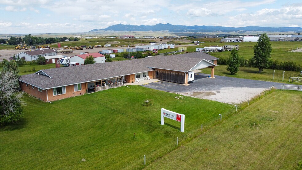 80007 US Highway 87, Lewistown, MT à vendre - Photo du bâtiment - Image 3 de 30