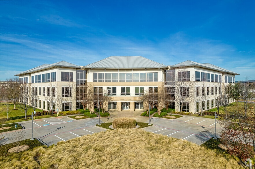 6801 Parkwood Blvd, Plano, TX for sale - Primary Photo - Image 1 of 4