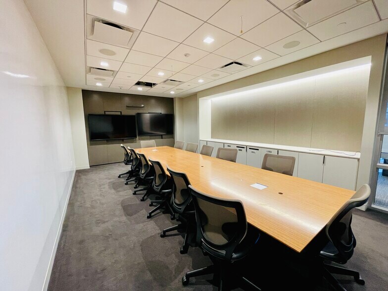 45 Glover Ave, Norwalk, CT à louer - Photo intérieure - Image 2 de 18