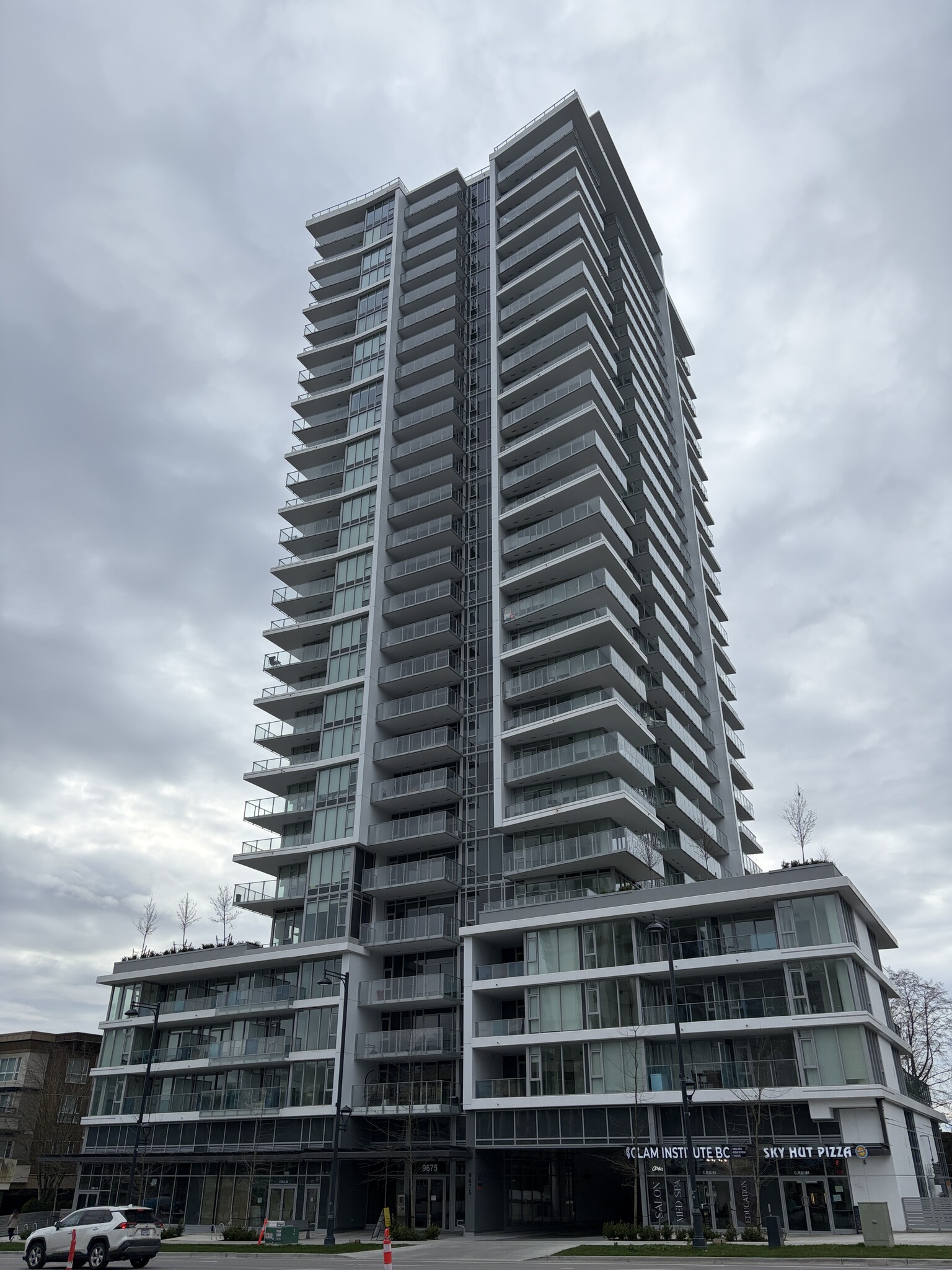 101-9675 King George Blvd, Surrey, BC for sale Primary Photo- Image 1 of 12