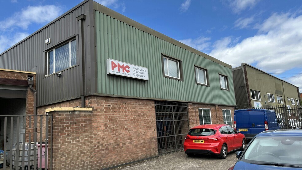 Cromwell St, Coventry à vendre - Photo du bâtiment - Image 2 de 17