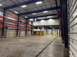 3700 Rider Trail S, Earth City, MO for lease Interior Photo- Image 2 of 4