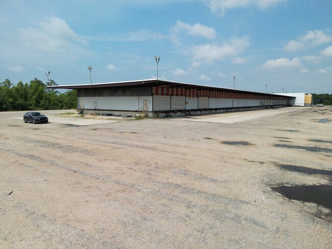 More details for 12170 Old Gentilly Rd, New Orleans, LA - Industrial for Lease