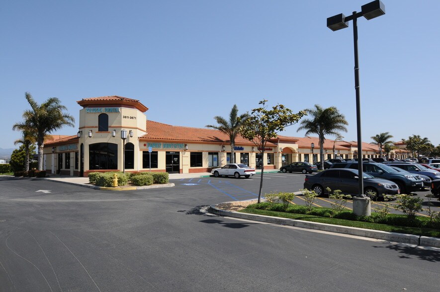 3611-3659 W 5th St, Oxnard, CA for lease - Building Photo - Image 2 of 2