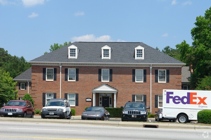 3523 Walton Way Ext, Augusta, GA à louer - Photo du bâtiment - Image 3 de 13
