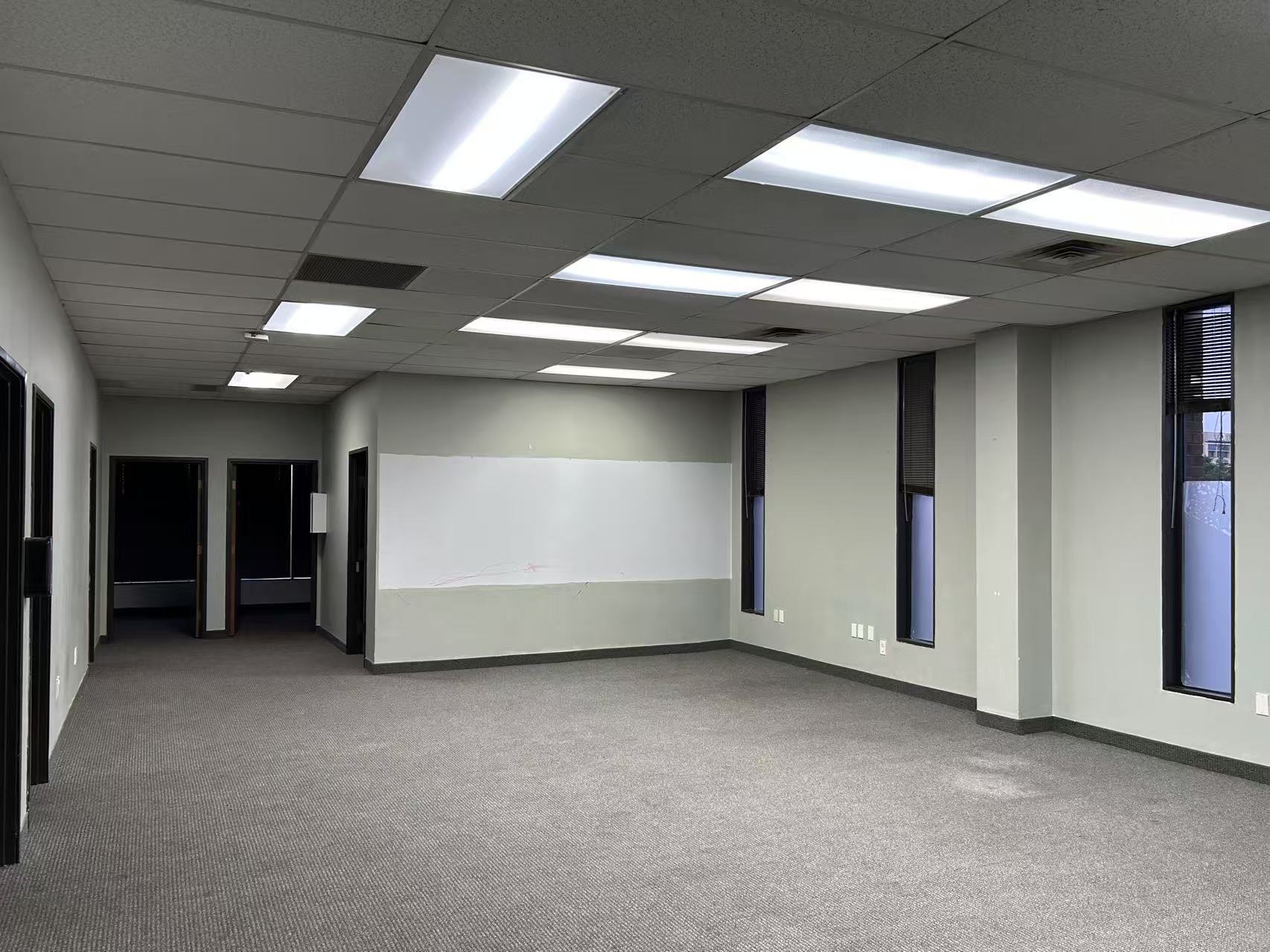 1702 N Collins Blvd, Richardson, TX for lease Building Photo- Image 1 of 4