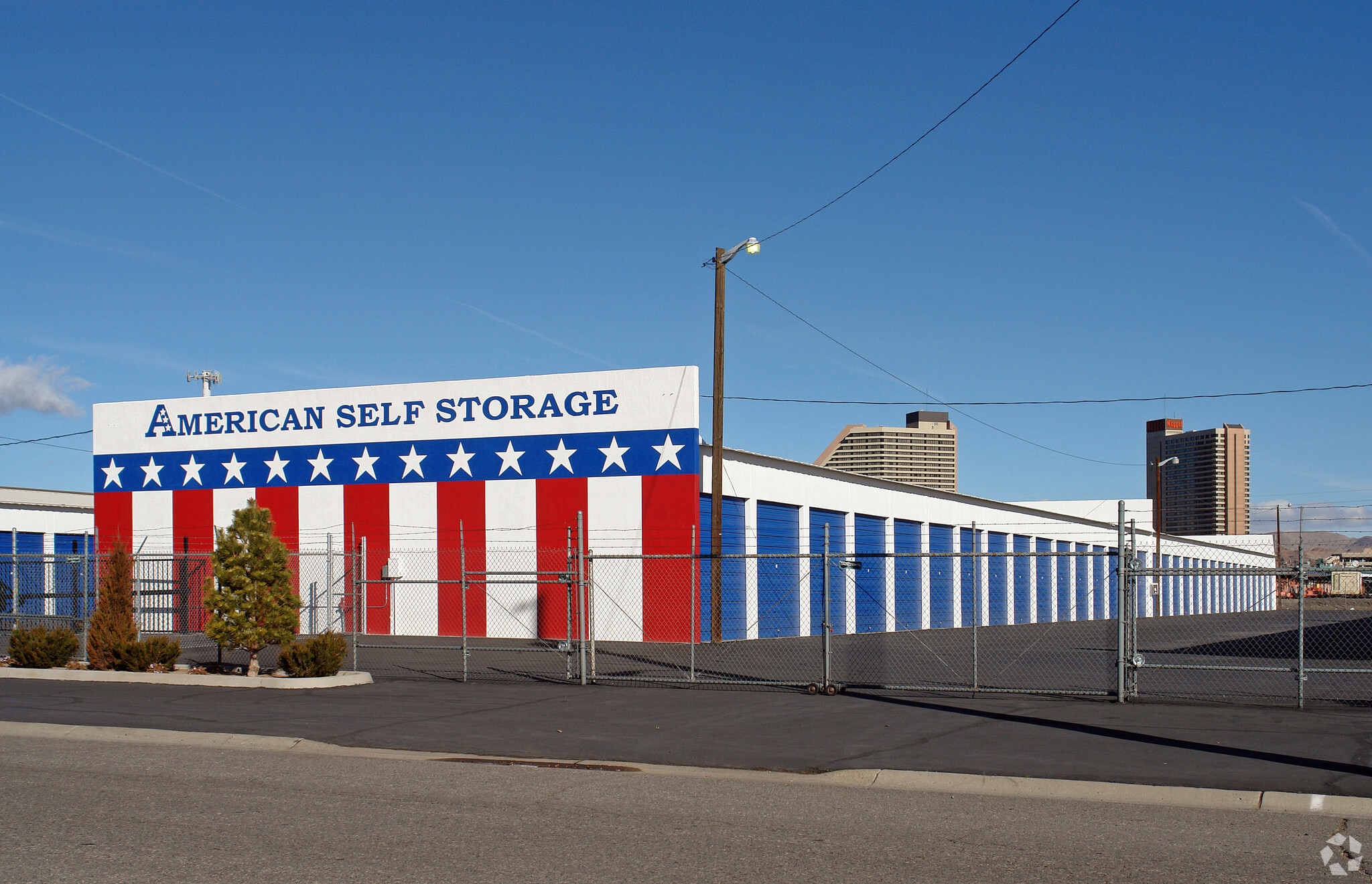 1060 Freeport Blvd, Sparks, NV for sale Primary Photo- Image 1 of 4