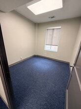 121 S Broadway Ave, Tyler, TX for lease Interior Photo- Image 2 of 5
