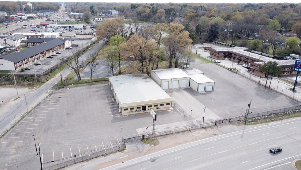 1145 Brooks Rd, Memphis, TN for sale - Primary Photo - Image 1 of 14