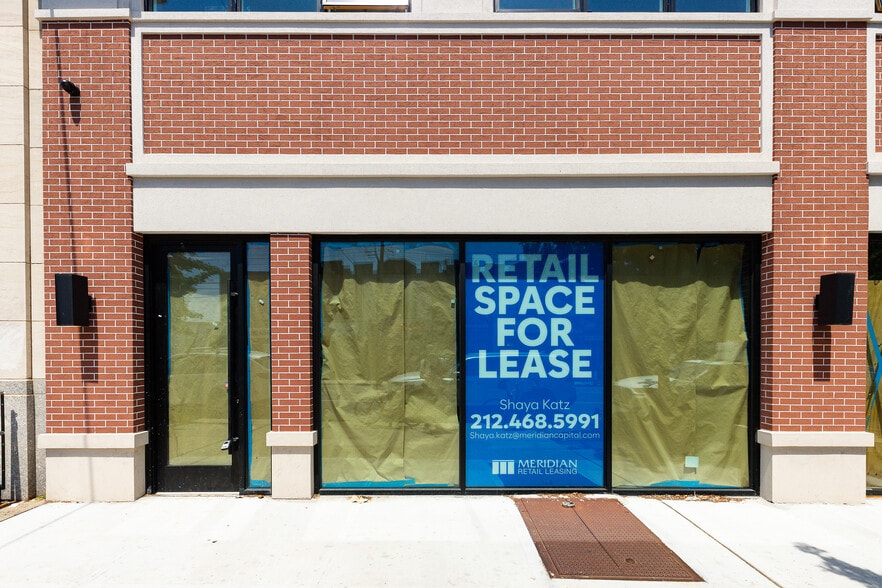 7416 13th Ave, Brooklyn, NY for lease - Building Photo - Image 3 of 3