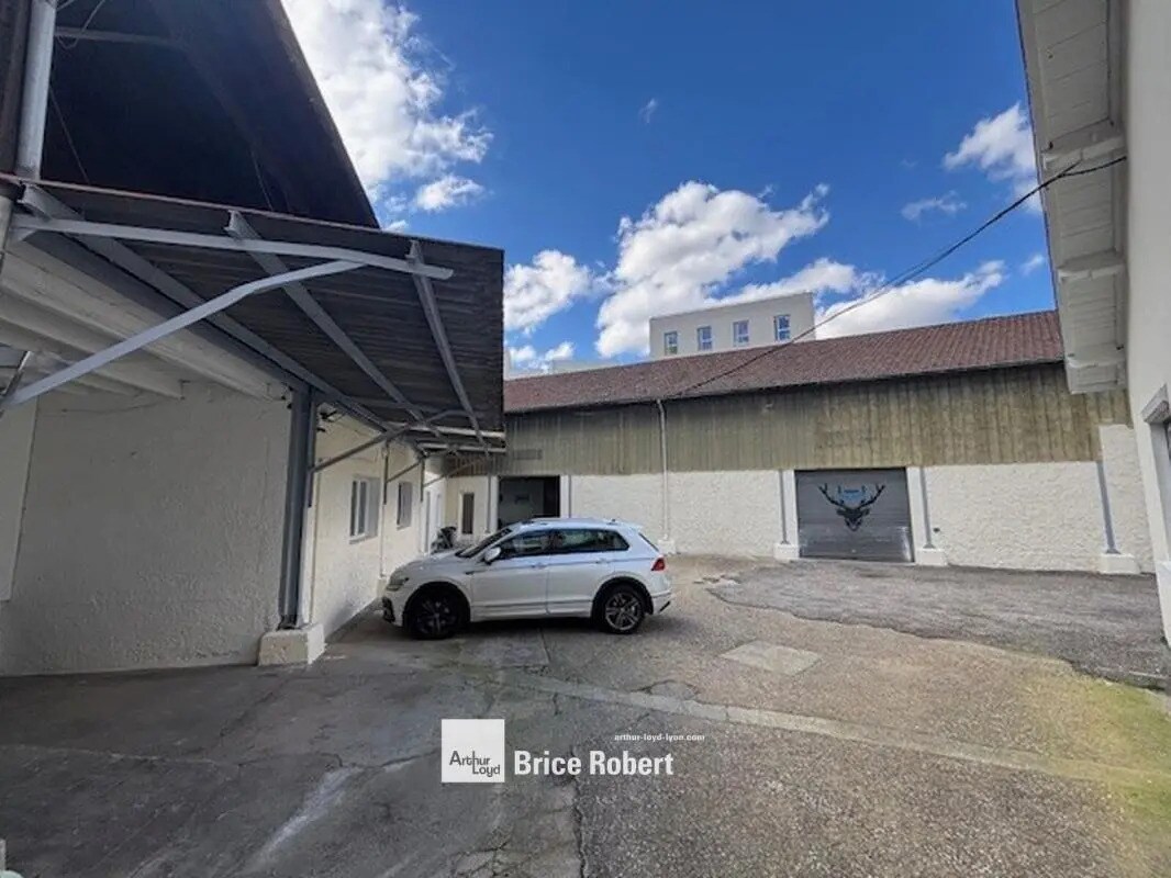 Office in Lyon for lease Building Photo- Image 1 of 11