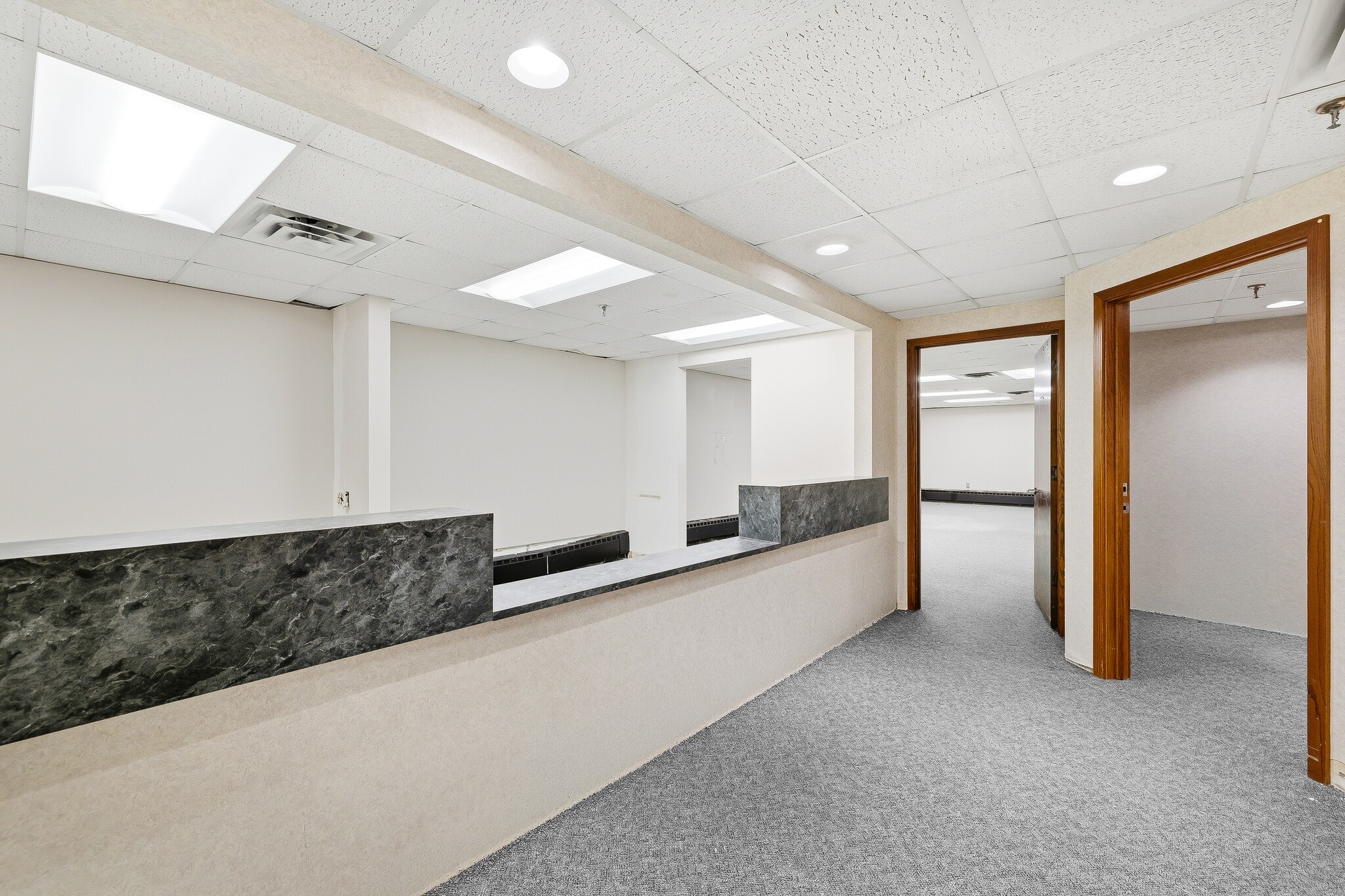 3860-3960 Coon Rapids Blvd NW, Coon Rapids, MN à louer Photo intérieure- Image 1 de 13