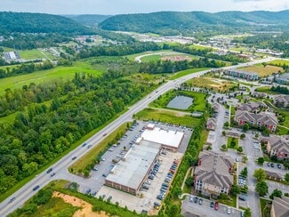 Plus de détails pour 5243 Little Debbie Pky, Ooltewah, TN - Bureau/Commerce de détail à louer