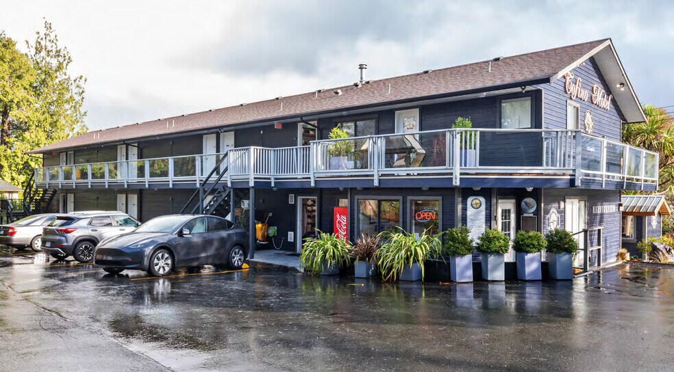542 Campbell St, Tofino, BC à vendre - Photo du bâtiment - Image 3 de 13