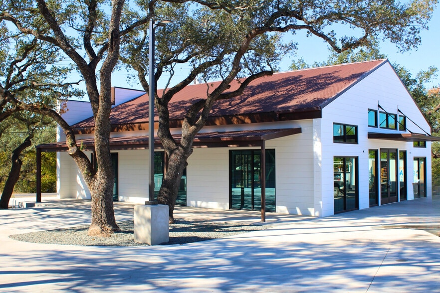 15210 Fitzhugh Rd, Austin, TX à louer - Photo du bâtiment - Image 3 de 15