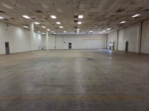 45 Gracey Ave, Meriden, CT for lease Interior Photo- Image 1 of 3