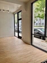 855 Bryant St, San Francisco, CA for lease Interior Photo- Image 2 of 2
