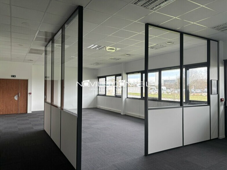 Bureau dans Labège à louer - Photo du bâtiment - Image 2 de 15