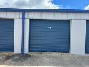 249-268 Seaboard Ave, Venice, FL for lease Interior Photo- Image 1 of 4