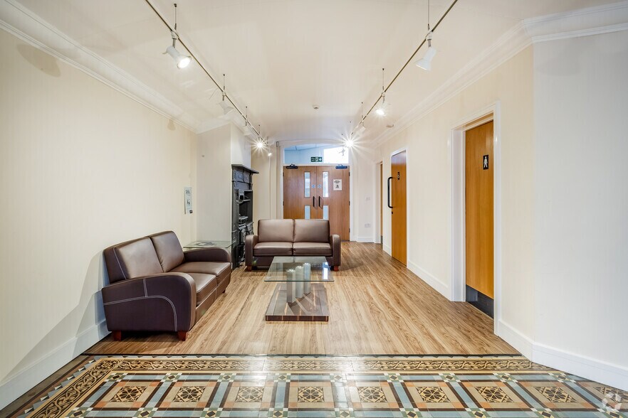 Lugsdale Rd, Widnes à louer - Photo intérieure - Image 3 de 12