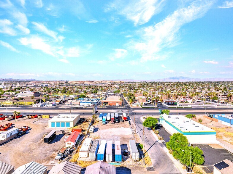 5717 Boulder Hwy, Las Vegas, NV à vendre - Photo du bâtiment - Image 2 de 9