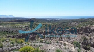 Plus de détails pour Terrain à vendre
