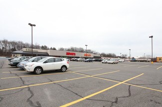 Plus de détails pour 650 Wolcott St, Waterbury, CT - Commerce de détail à louer