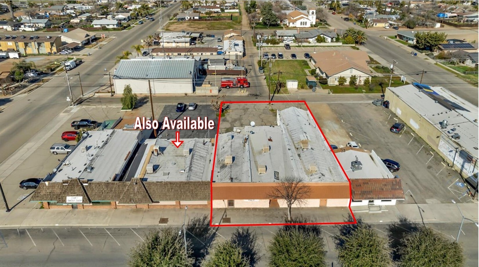 624 Park Blvd, Orange Cove, CA à vendre Photo principale- Image 1 de 37