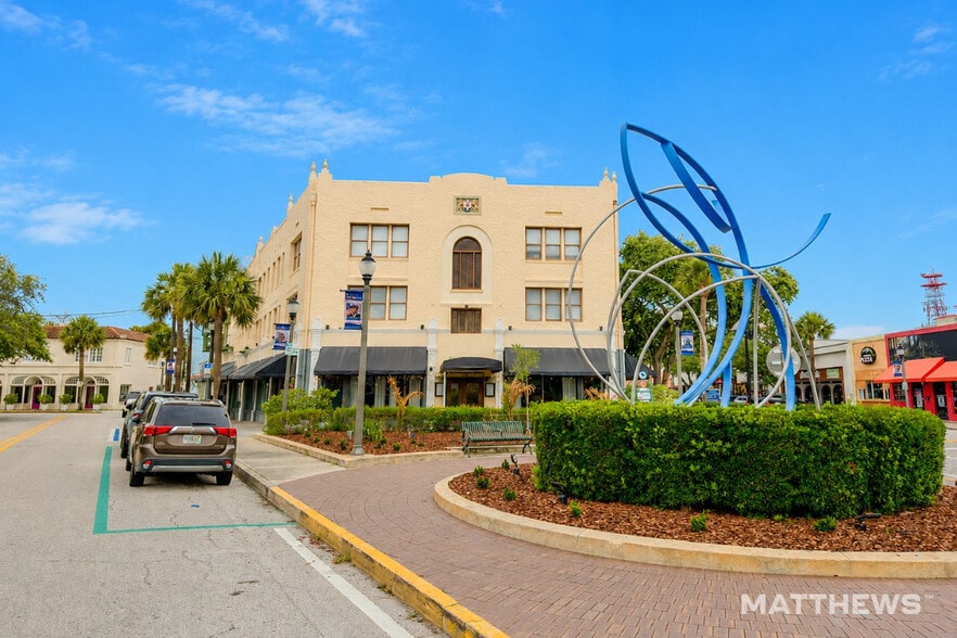927 E New Haven Ave, Melbourne, FL for sale - Building Photo - Image 2 of 3