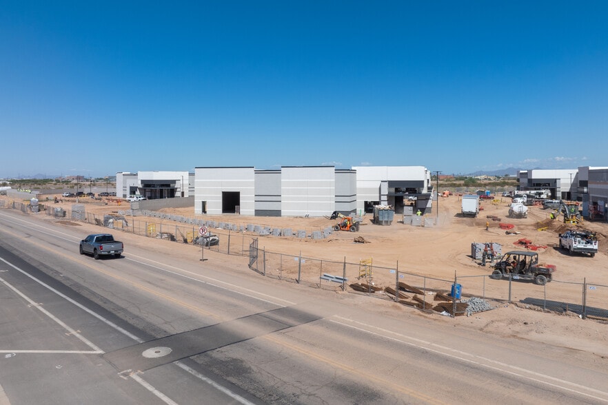 7320 E Pecos Rd, Mesa, AZ à vendre - Photo de construction - Image 3 de 4