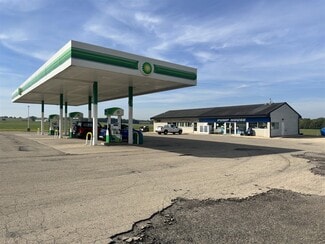 More details for 12180 Center Rd, Durand, IL - Retail for Sale