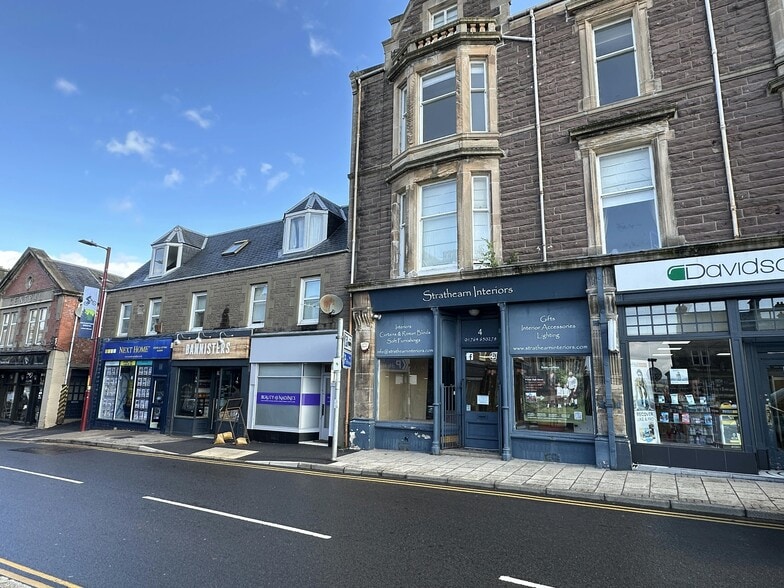 4-5 James Sq, Crieff à louer - Photo du bâtiment - Image 2 de 9