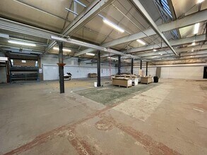 Spring Hall Grv, Halifax à louer Photo intérieure- Image 2 de 4