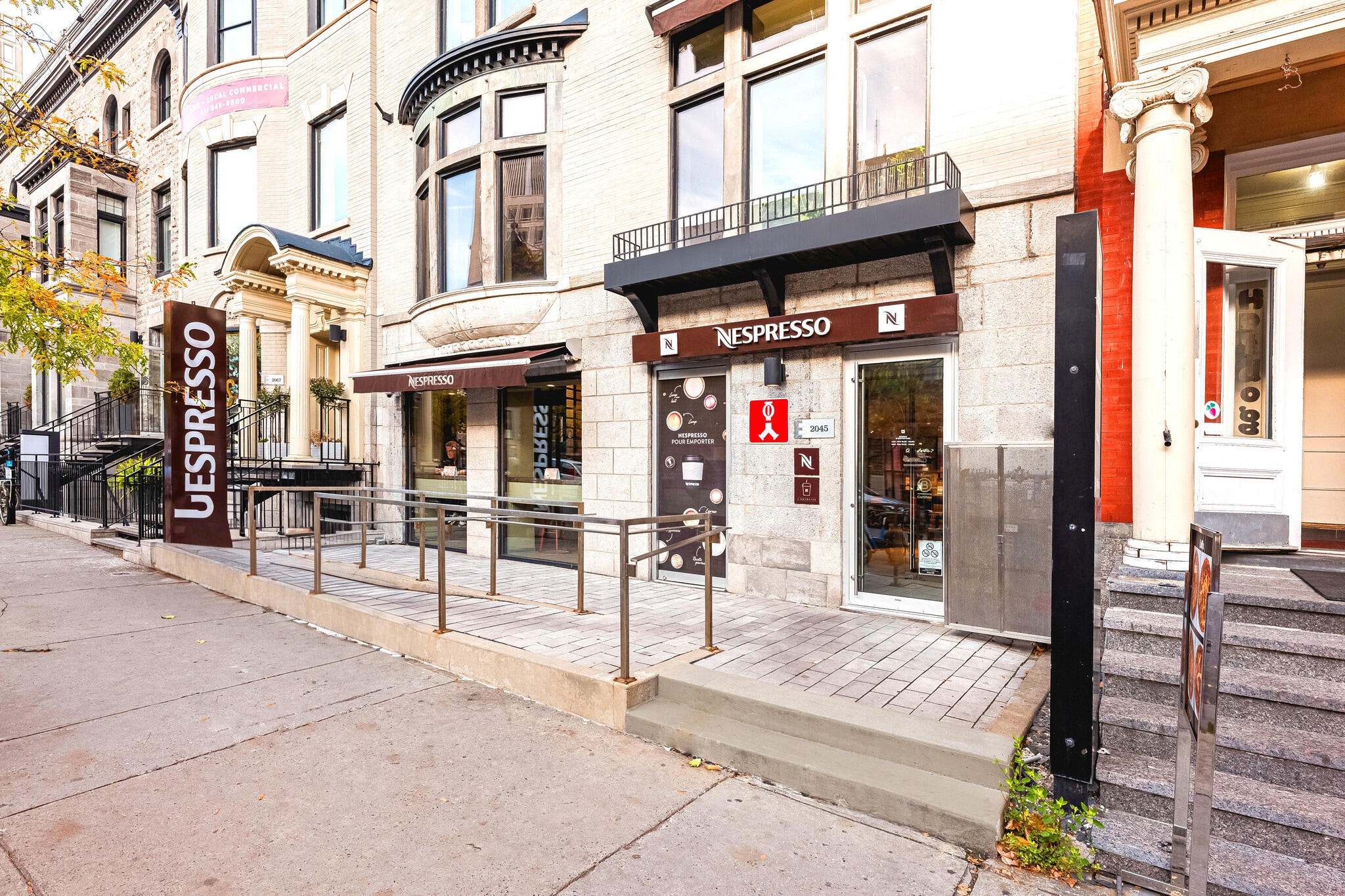 2045 Rue Crescent, Montréal, QC à vendre Photo du bâtiment- Image 1 de 1