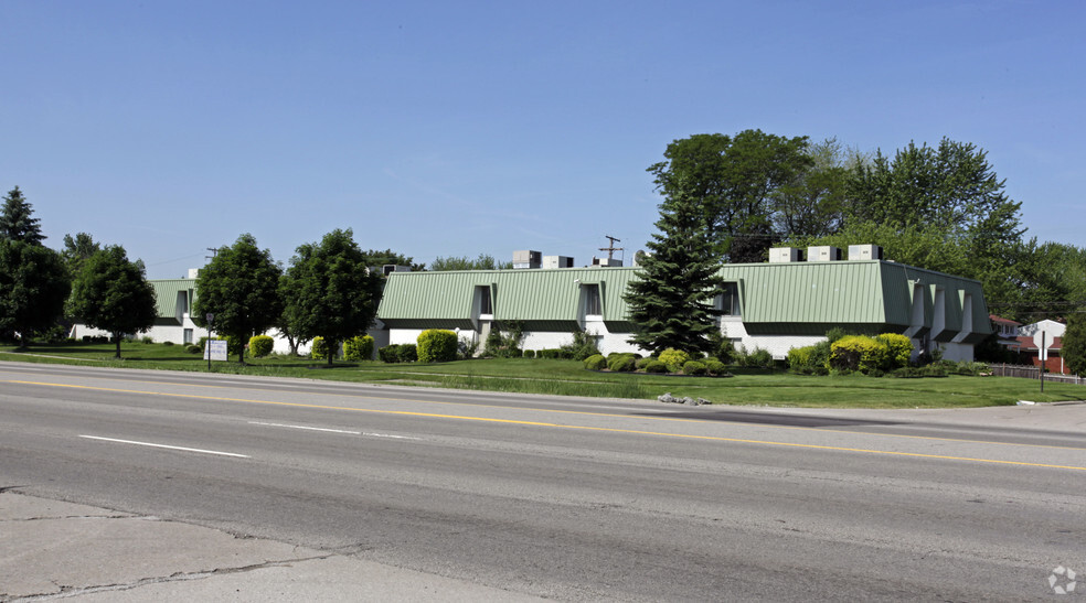 25711-25755 Southfield Rd, Southfield, MI for sale - Primary Photo - Image 1 of 1